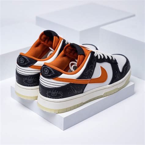 sb dunk low halloween